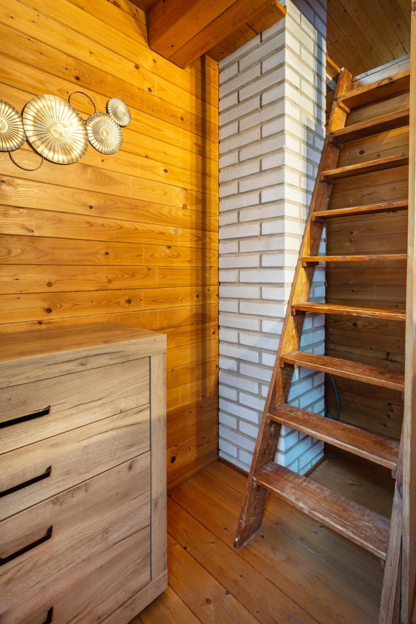 Private Summer House With Swimming Pool, Beach Bar And Pit For Football And Volleyball Hvezdonice Eksteriør bilde